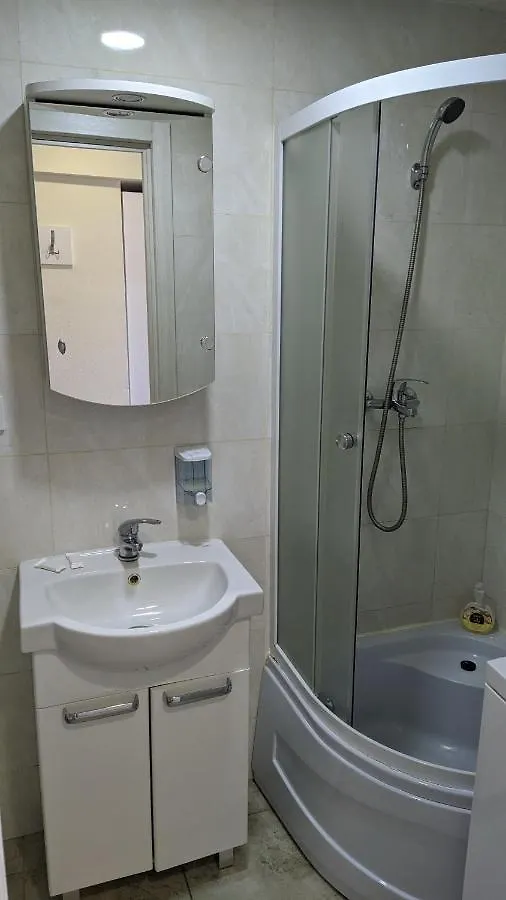 Apartment Near M. Beresteiskaya Kiev 0*,